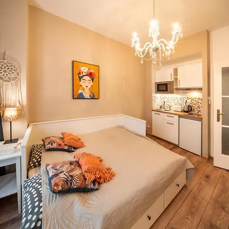 アパート - Tower Petrin *